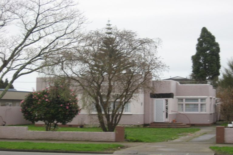 Photo of property in 337 Oxford Street, Levin, 5510