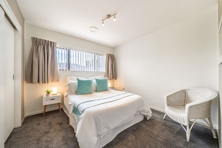 Photo of property in 7 King Charles Drive, Kingsley Heights, Upper Hutt, 5018