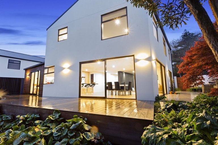 Photo of property in 80c Clyde Road, Ilam, Christchurch, 8041