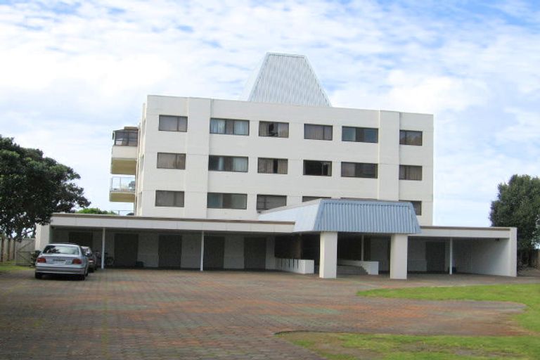 Photo of property in 4/35 Claxton Avenue, Pauanui, Hikuai, 3579