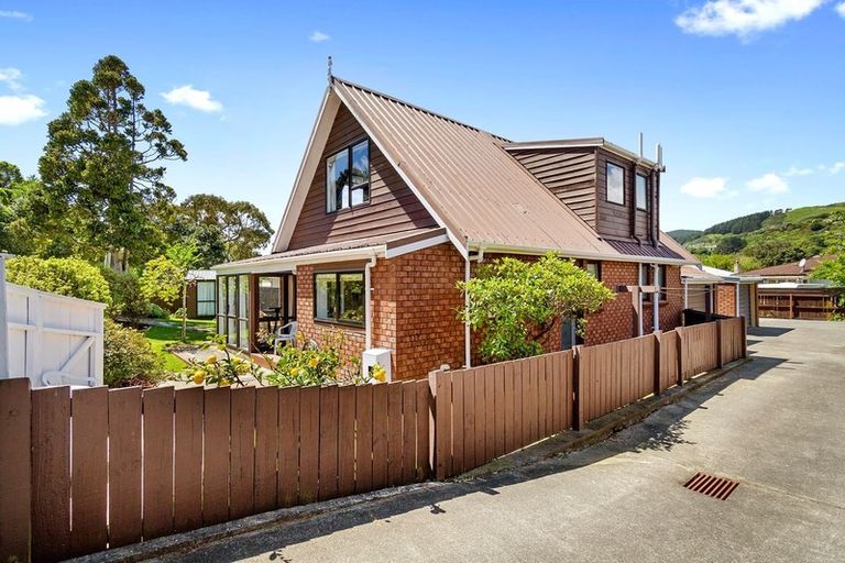 Photo of property in 1/268 Main Road, Tawa, Wellington, 5028