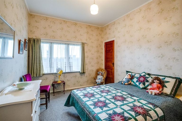 Photo of property in 5 Burness Road, Greenmeadows, Napier, 4112