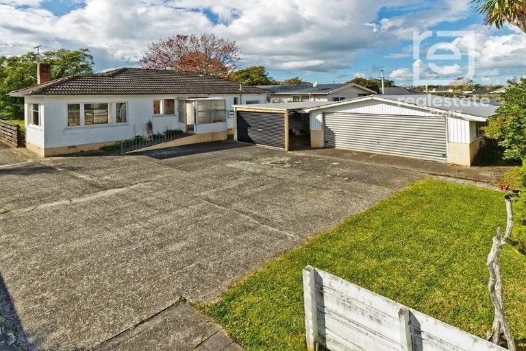 Photo of property in 97 Nile Road, Milford, Auckland, 0620