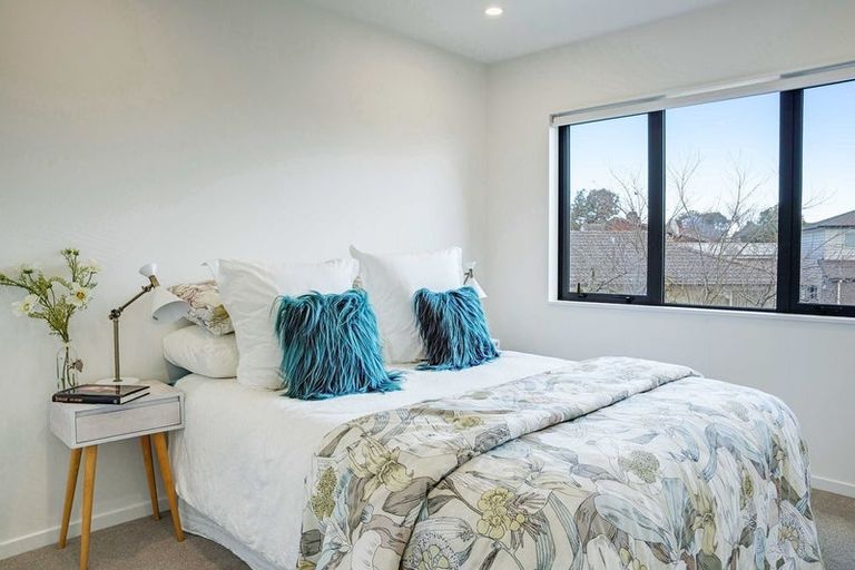 Photo of property in 28a Mckinstry Avenue, Mangere East, Auckland, 2024