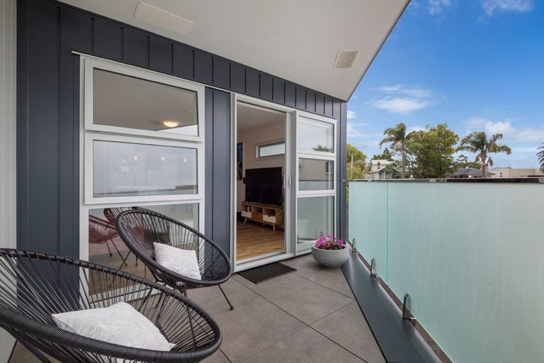 Photo of property in 4/270 Onewa Road, Birkenhead, Auckland, 0626