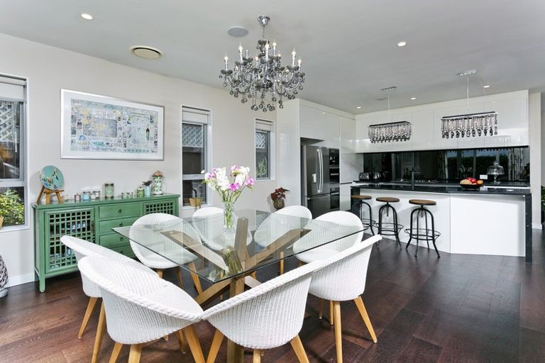 Photo of property in 81a Deep Creek Road, Waiake, Auckland, 0630