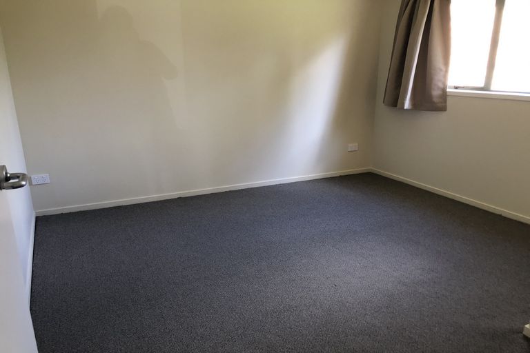 Photo of property in 53 Sabulite Road, Kelston, Auckland, 0602