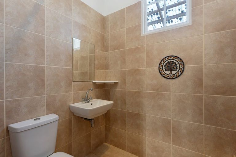 Photo of property in 1 Hadfield Street, Otaki, 5512