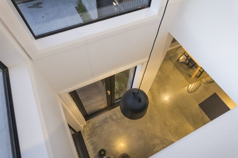 Photo of property in 17a Phoenix Avenue, Hokowhitu, Palmerston North, 4410