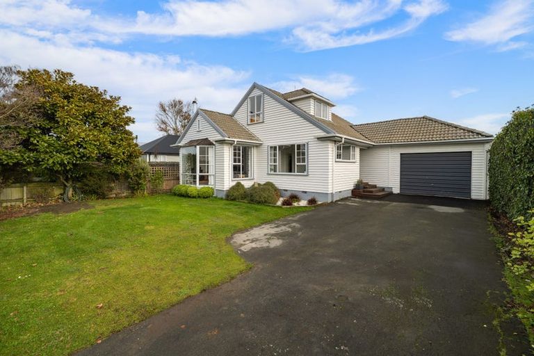 Photo of property in 225 Main Road North, Redwood, Christchurch, 8051