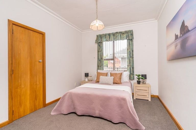 Photo of property in 82 Bush Road, Mosgiel, 9024