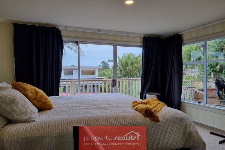 Photo of property in 4b Awanui Street, Merrilands, New Plymouth, 4312