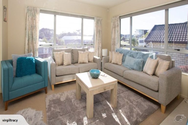 Photo of property in 16 Lithgow Drive, Otamatea, Whanganui, 4500