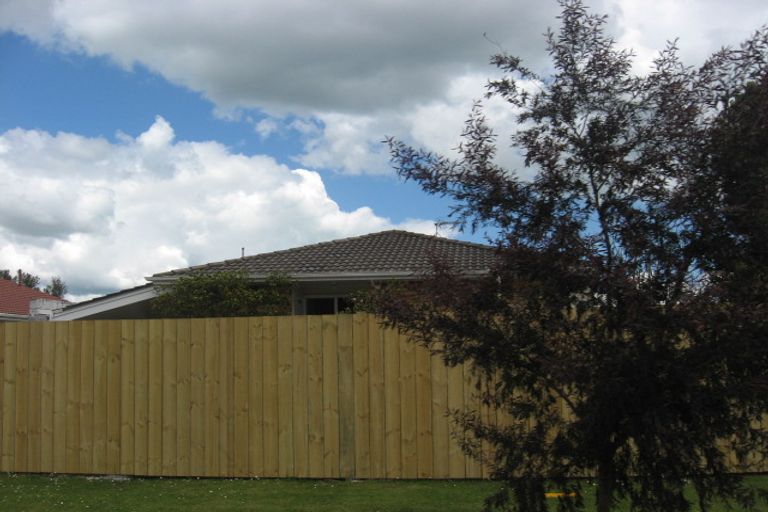 Photo of property in 10 Nina Place, Manurewa, Auckland, 2102