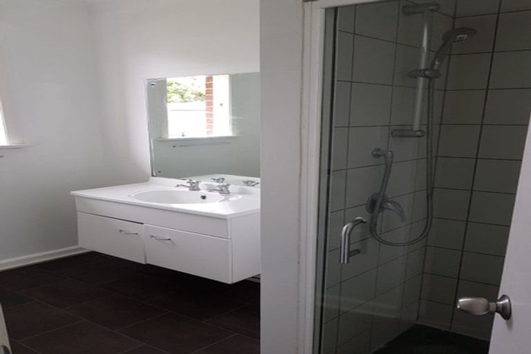 Photo of property in 85 Russell Road, Manurewa, Auckland, 2102