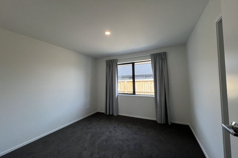 Photo of property in 32 Blue Jacket Drive, Halswell, Christchurch, 8025