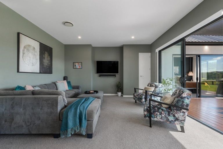 Photo of property in 95 Awataha Crescent, Pyes Pa, Tauranga, 3110
