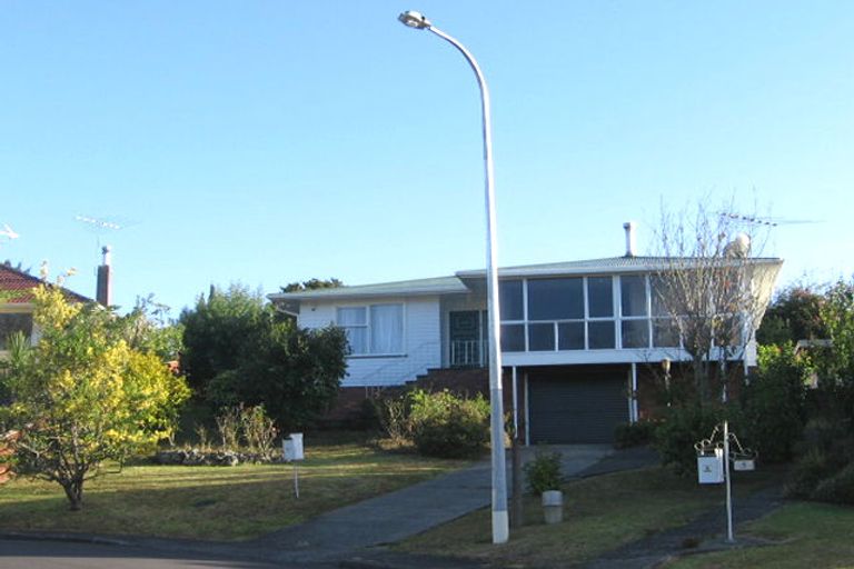 Photo of property in 7 Philip Place, Hillcrest, Auckland, 0627