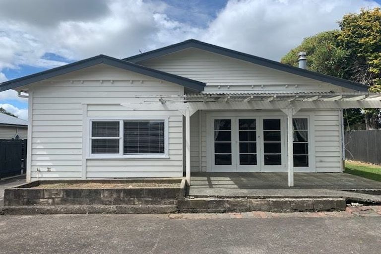 Photo of property in 55 Browns Road, Manurewa, Auckland, 2102