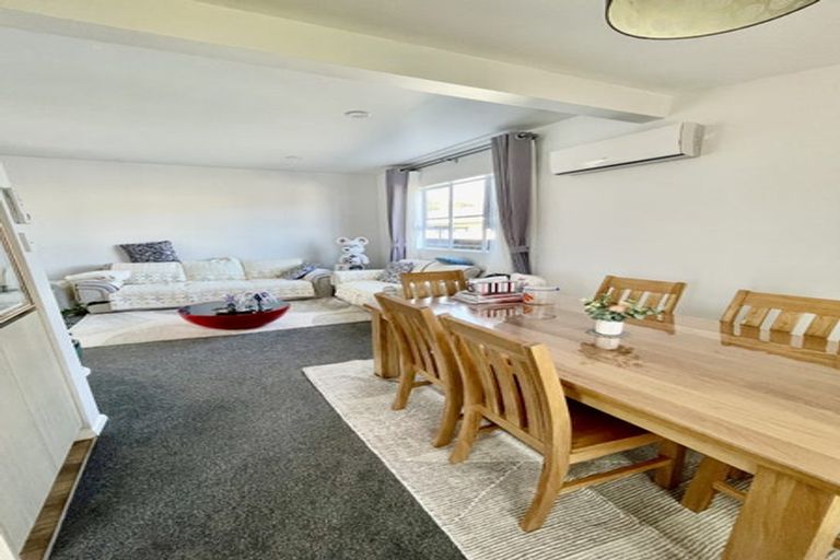 Photo of property in 11 Baldwin Street, Moera, Lower Hutt, 5010