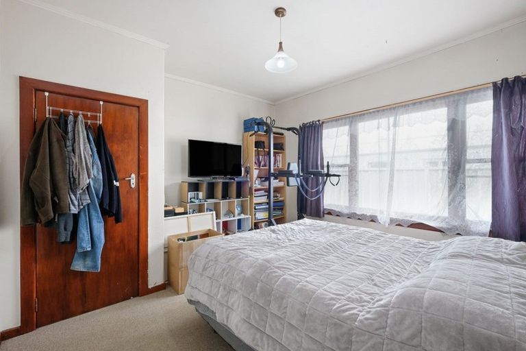 Photo of property in 305 Kahutia Street, Gisborne, 4010