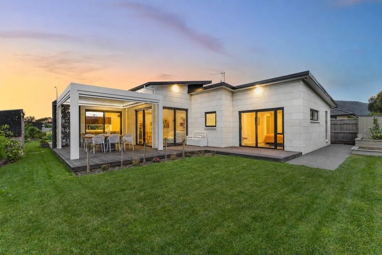 Photo of property in 4 Kaiwaru Place, Waikanae, 5036