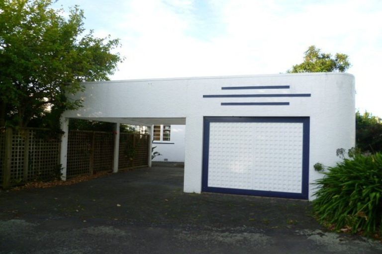 Photo of property in 27 Ake Ake Avenue, Hokowhitu, Palmerston North, 4410