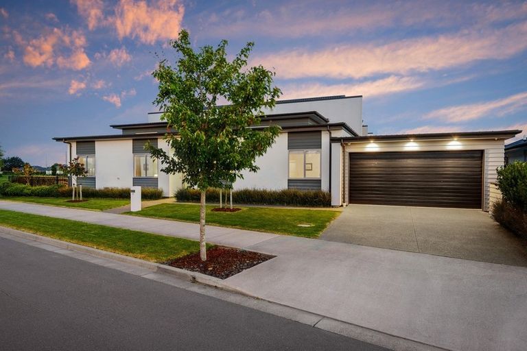 Photo of property in 18 Silverstream Boulevard, Kaiapoi, 7630