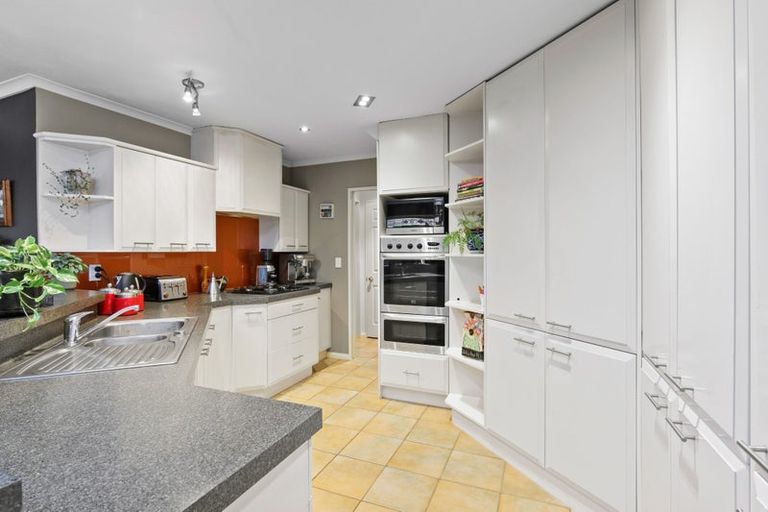 Photo of property in 2/24a Larch Place, Casebrook, Christchurch, 8051