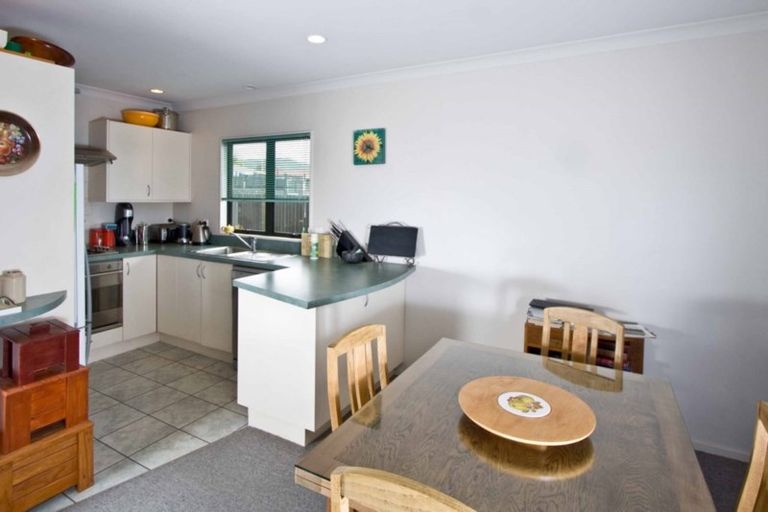 Photo of property in 35a Awamutu Grove, Waiwhetu, Lower Hutt, 5010