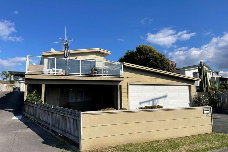 Photo of property in 1032a Papamoa Beach Road, Papamoa Beach, Papamoa, 3118