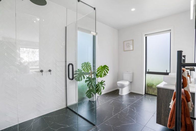 Photo of property in 141 Devereux Road, Winton, 9782