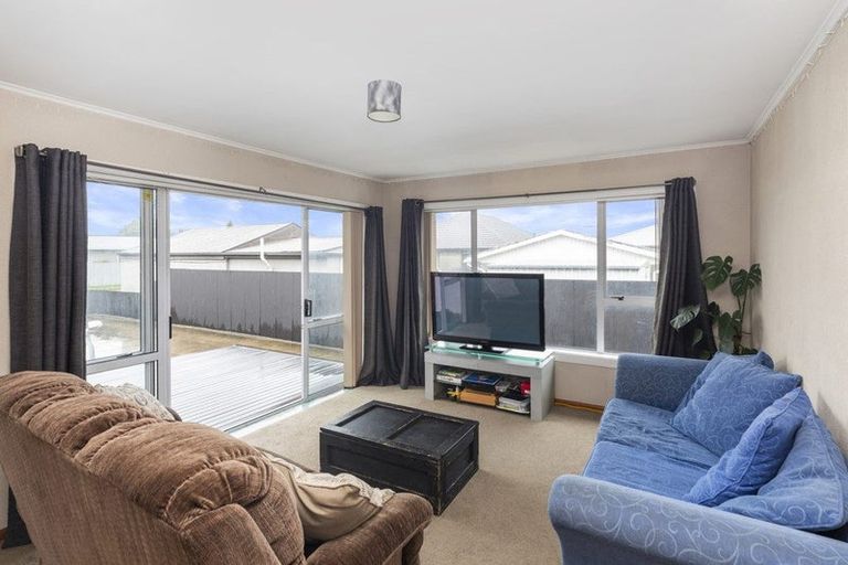 Photo of property in 3 Oriana Crescent, Hornby, Christchurch, 8042