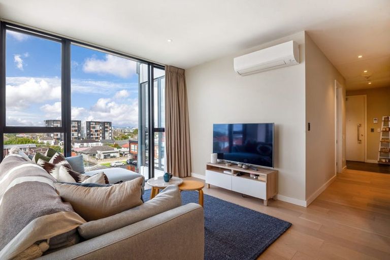 Photo of property in 302/28 Killarney Street, Takapuna, Auckland, 0622