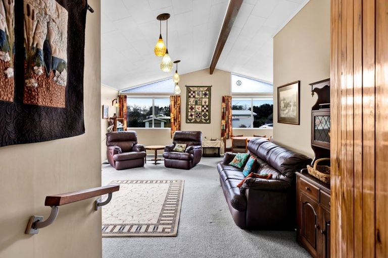 Photo of property in 3 Koromiko Street, Inglewood, 4330