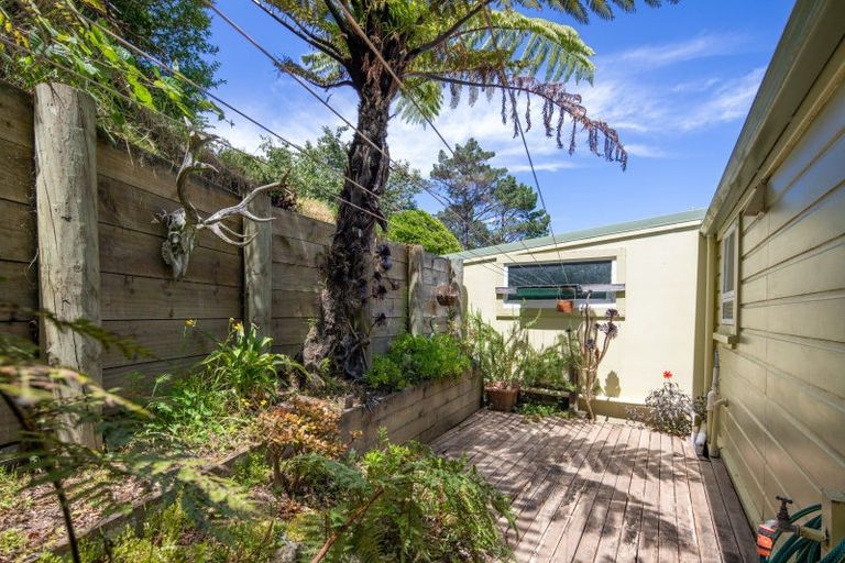 Photo of property in 45 Sheridan Terrace, Johnsonville, Wellington, 6037