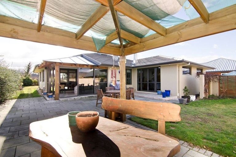 Photo of property in 15 Larch Crescent, Alexandra, 9320