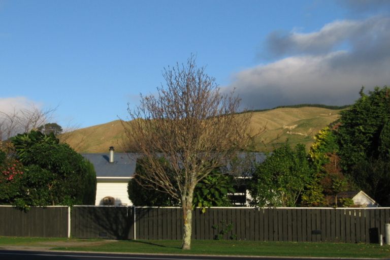 Photo of property in 444 Te Moana Road, Waikanae, 5036