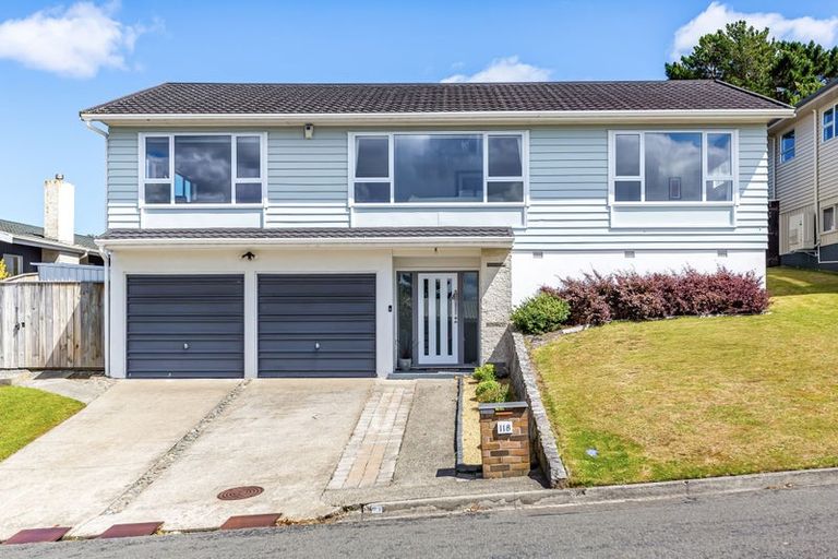 Photo of property in 118 Kahu Road, Paremata, Porirua, 5024