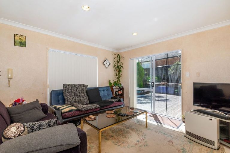 Photo of property in 36 Hugh Green Drive, Pinehill, Auckland, 0632