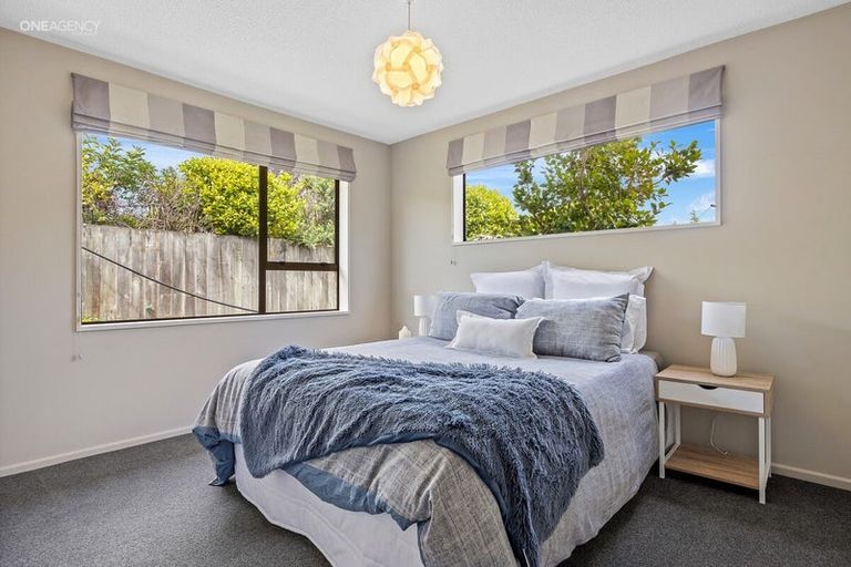 Photo of property in 3 Grove Place, Rangiora, 7400