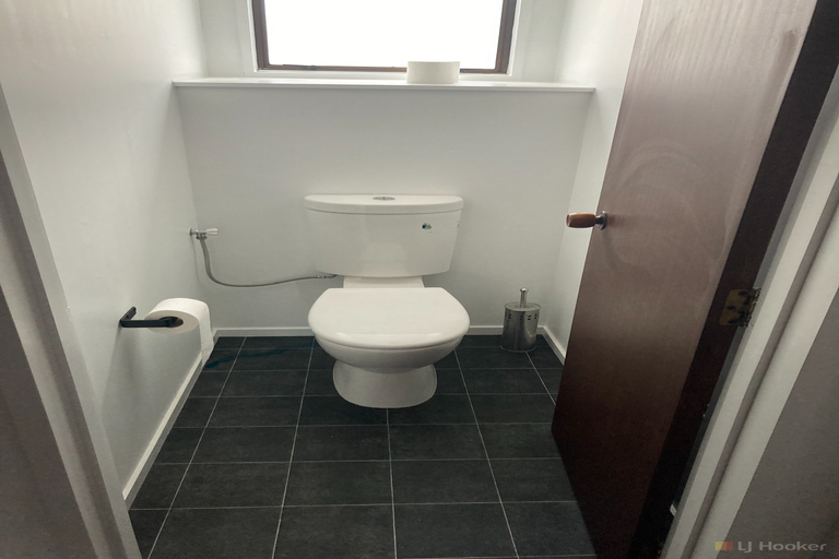 Photo of property in 20 Manse Street, Waimate, 7924