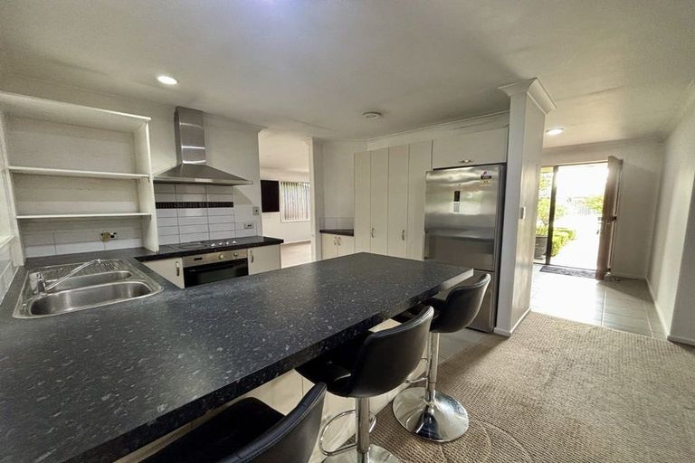 Photo of property in 26 De Castro Drive, Blenheim, 7201