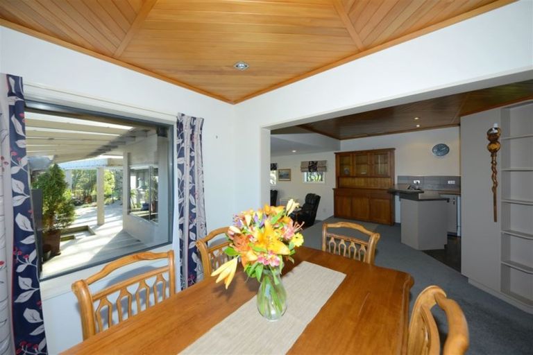 Photo of property in 219 Mairehau Road, Burwood, Christchurch, 8083