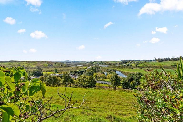 Photo of property in 1274 State Highway 1, Oakleigh, Whangarei, 0171