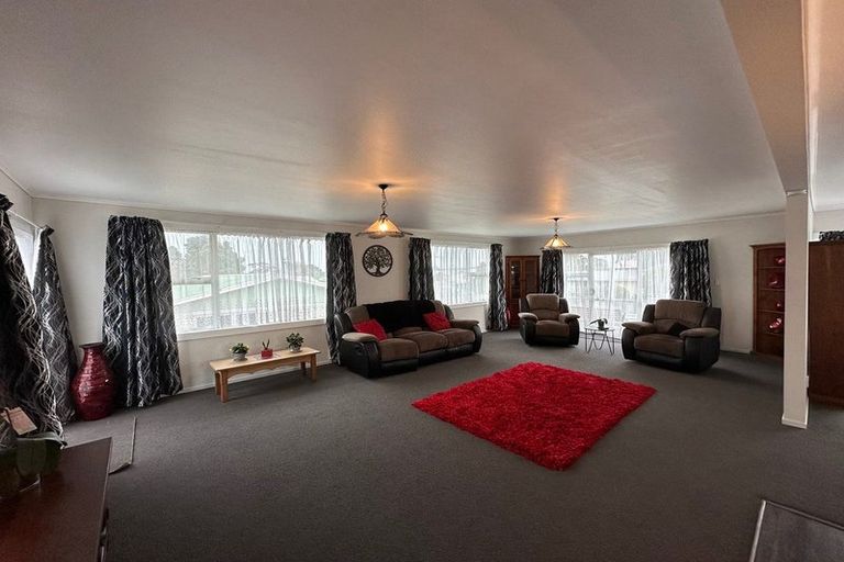 Photo of property in 37 Ihaia Street, Waitara, 4320