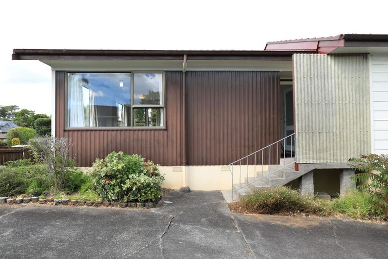 Photo of property in 34 Jandell Crescent, Bucklands Beach, Auckland, 2014