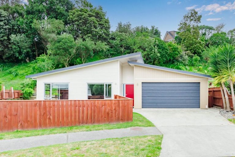 Photo of property in 15 Kennedy Place, Waikanae Beach, Waikanae, 5036