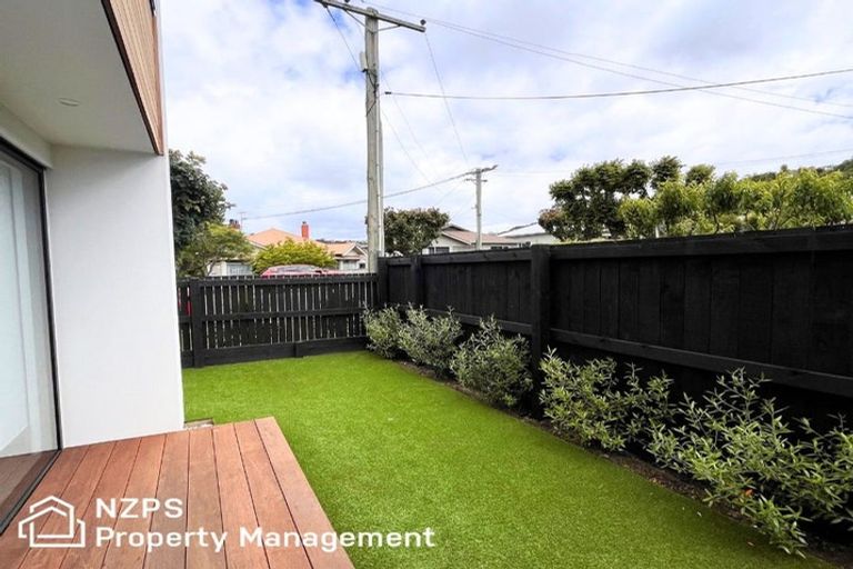 Photo of property in 1 Charcot Court, Caversham, Dunedin, 9012