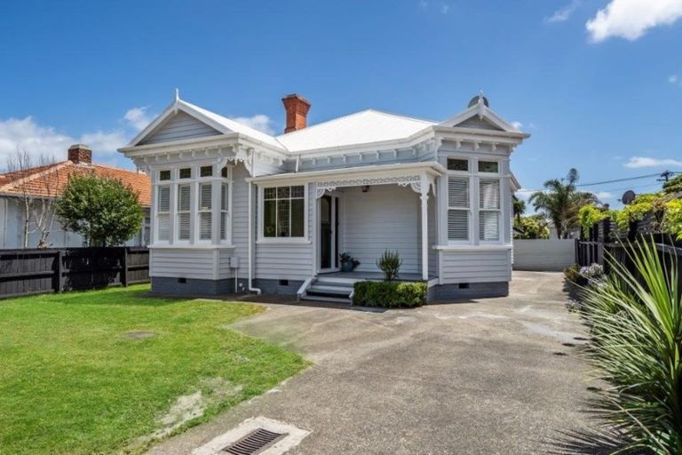 Photo of property in 199 Balmoral Road, Mount Eden, Auckland, 1024